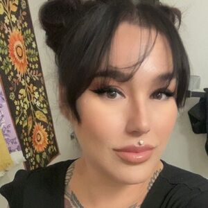 Meet your Posher, Jolene